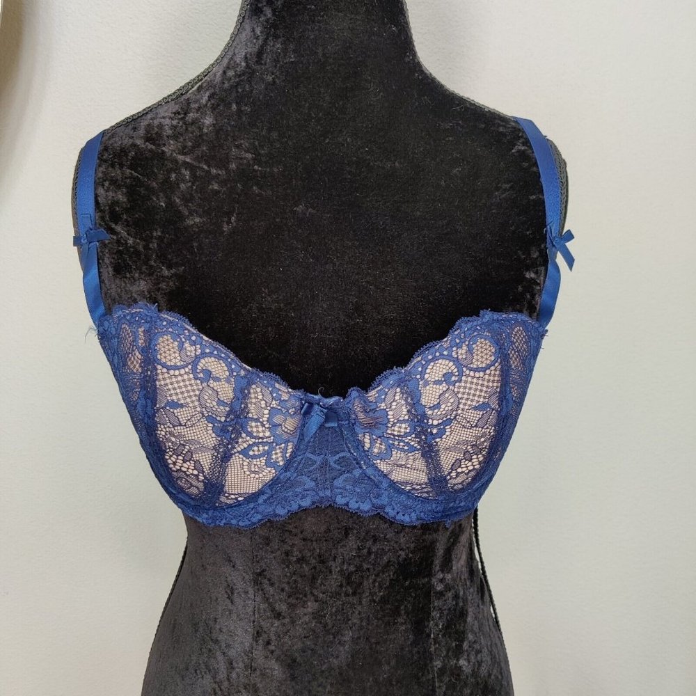 Fredericks of Hollywood Balconette Bra Size 36D Navy Lace Lightly Lined